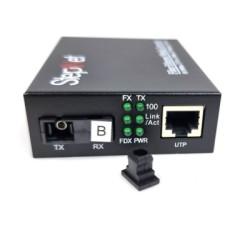 Медіаконвертер 10/100Base-TX to 100Base-FX, SM, 1310nm, SC/PC, 20км Step4Net (MC-R-0,1-1SM-1310nm-20-LFP)