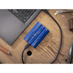 Накопичувач SSD USB 3.2 2TB T7 Shield Samsung (MU-PE2T0R/WW)