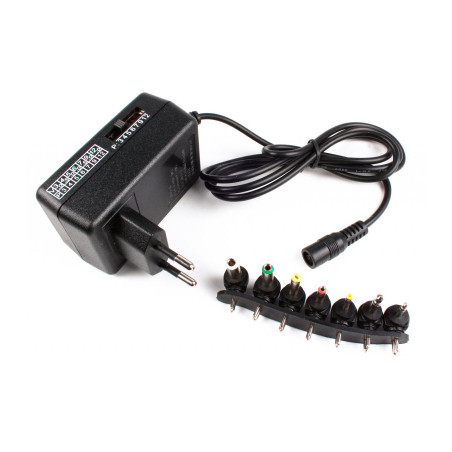 Зарядний пристрій EnerGenie Universal 12W (EG-MC-008)