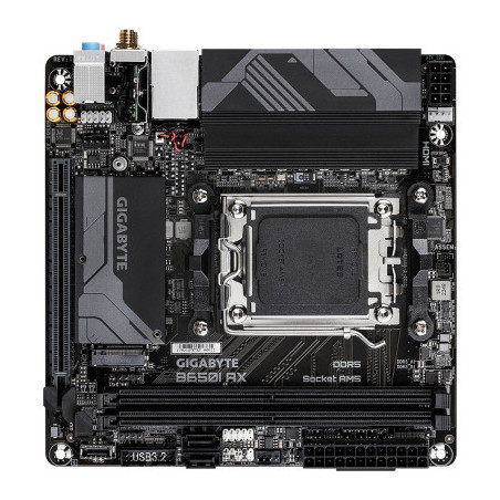 Материнська плата GIGABYTE B650I AX