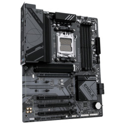 Материнська плата GIGABYTE B650 EAGLE
