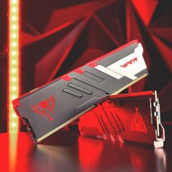 Модуль пам'яті для комп'ютера DDR5 64GB (2x32GB) 6000 MHz Viper Venom RGB Patriot (PVVR564G600C36K)