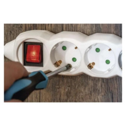 Мережевий подовжувач EMOS P1621